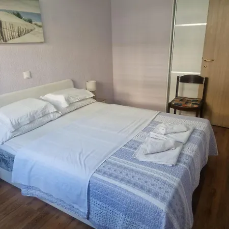 Mikuljan Apartments- Free Parking -5 Min By Walk To Stobreč