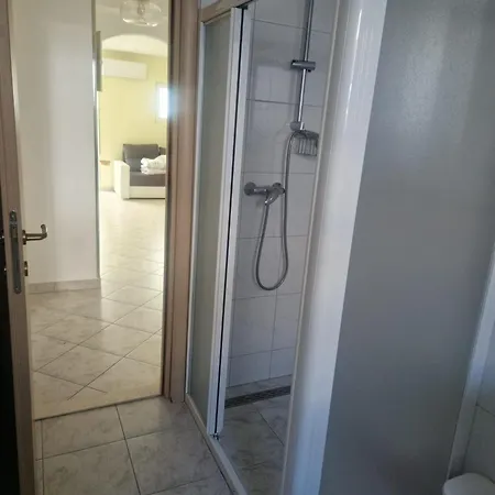 Mikuljan Apartments- Free Parking -5 Min By Walk To Stobreč
