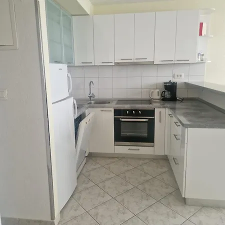 Alloggio in famiglia Mikuljan Apartments- Free Parking -5 Min By Walk To *